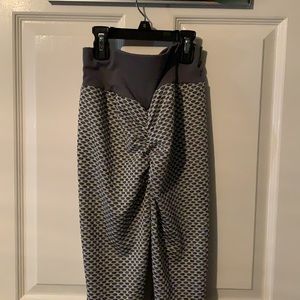 Popular stretchy booty enhancing leggings